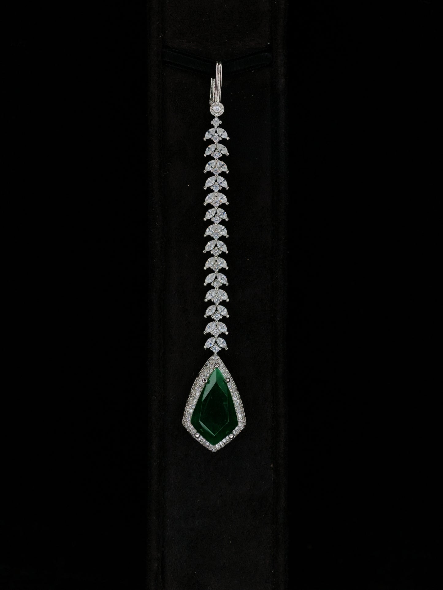 Diamond Maang Tikka 18