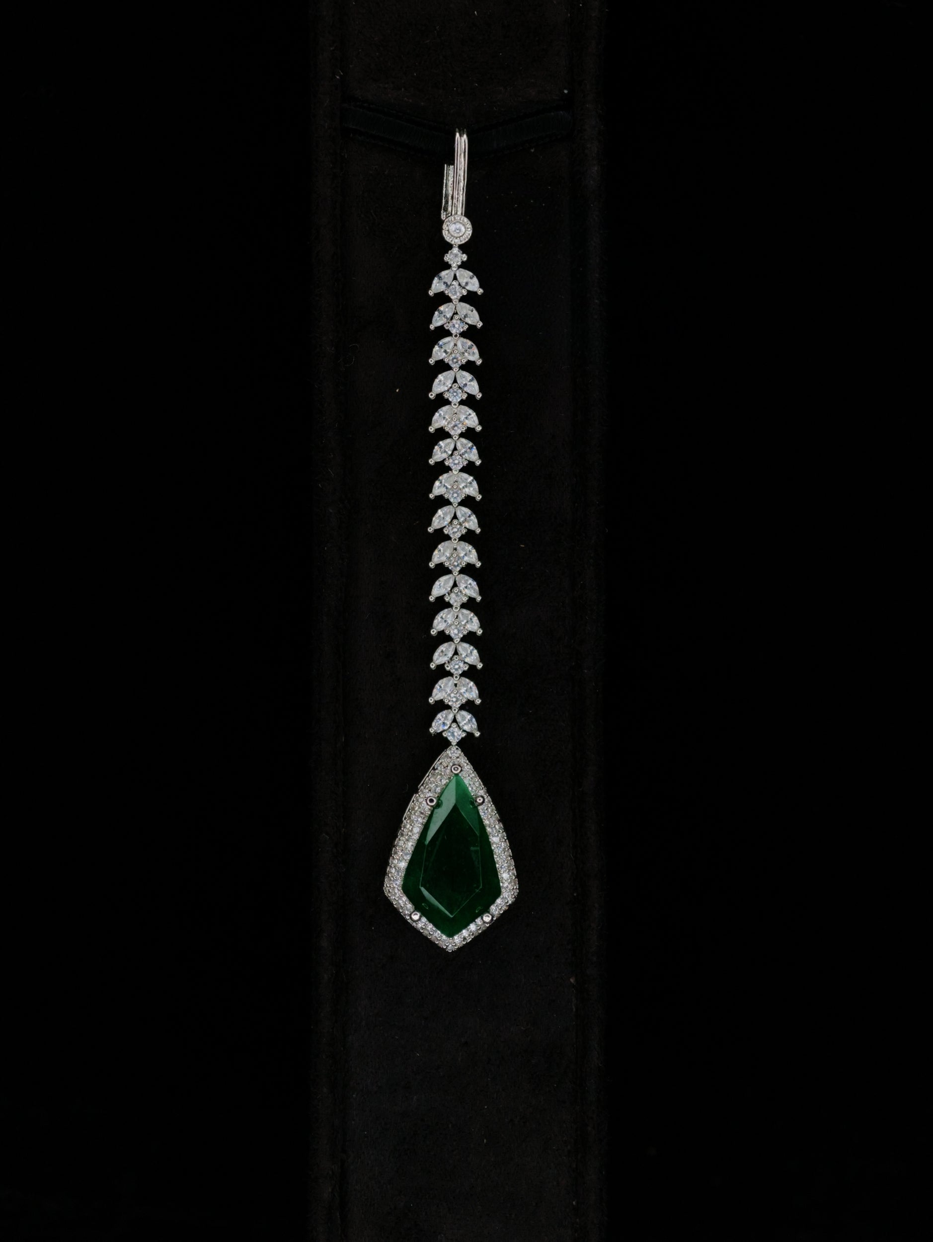Diamond Maang Tikka 18