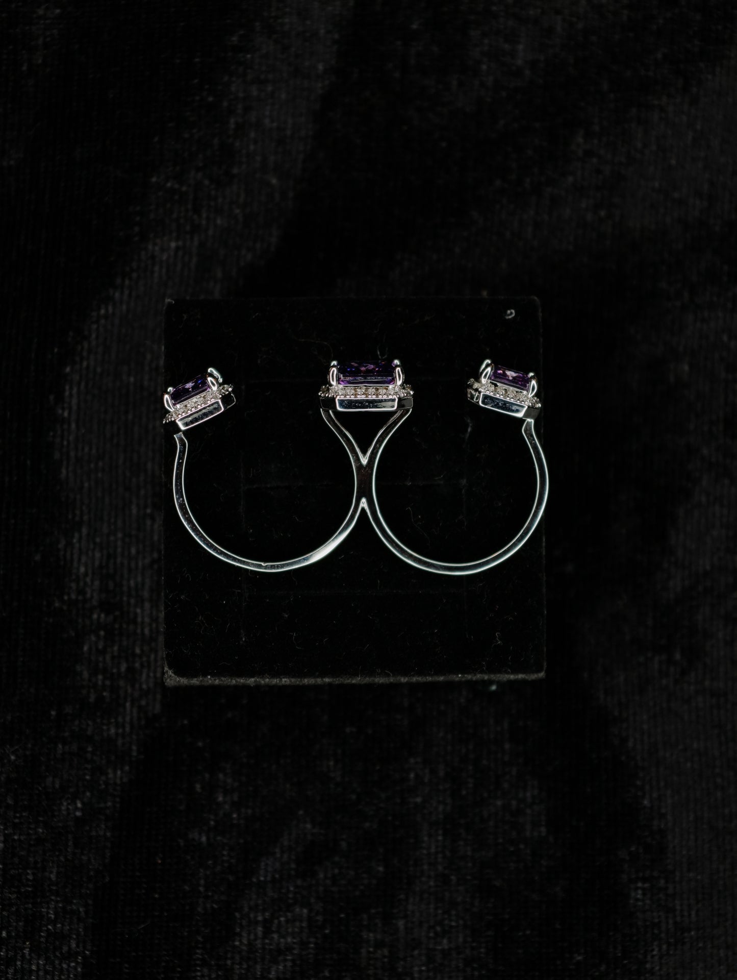 Rings 105
