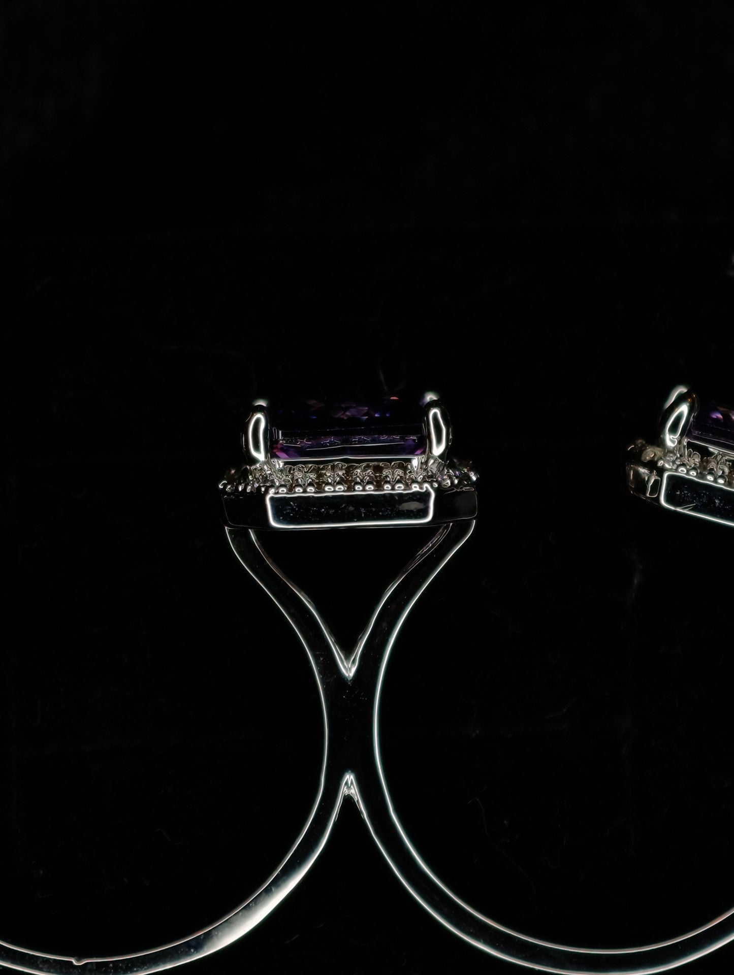 Rings 105