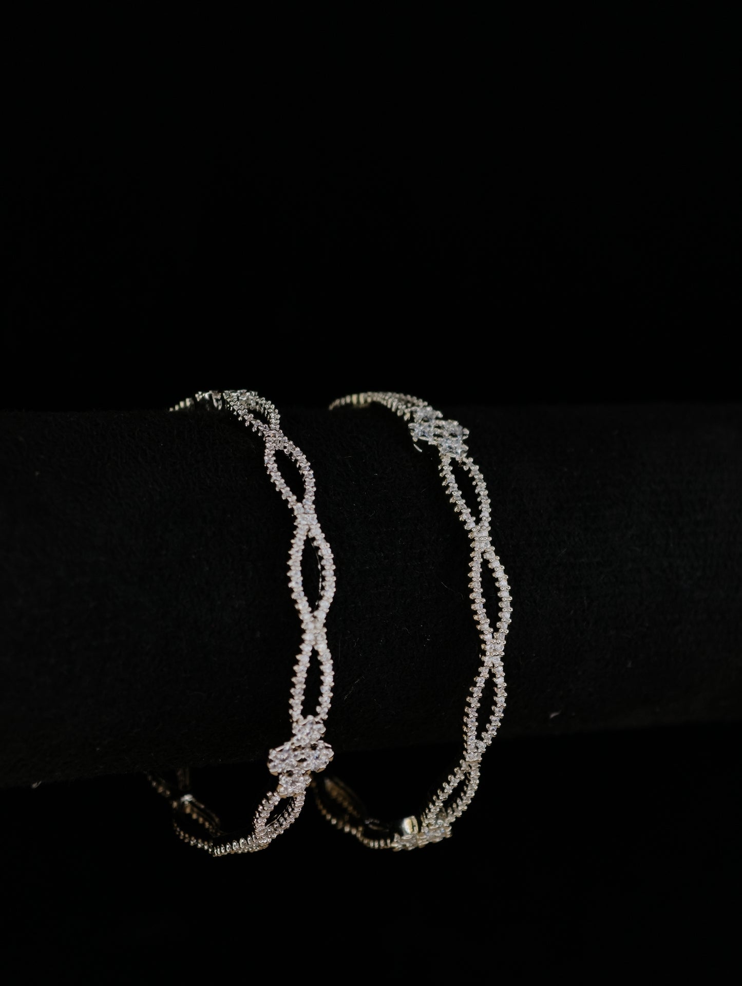 Zircon Bangle 01