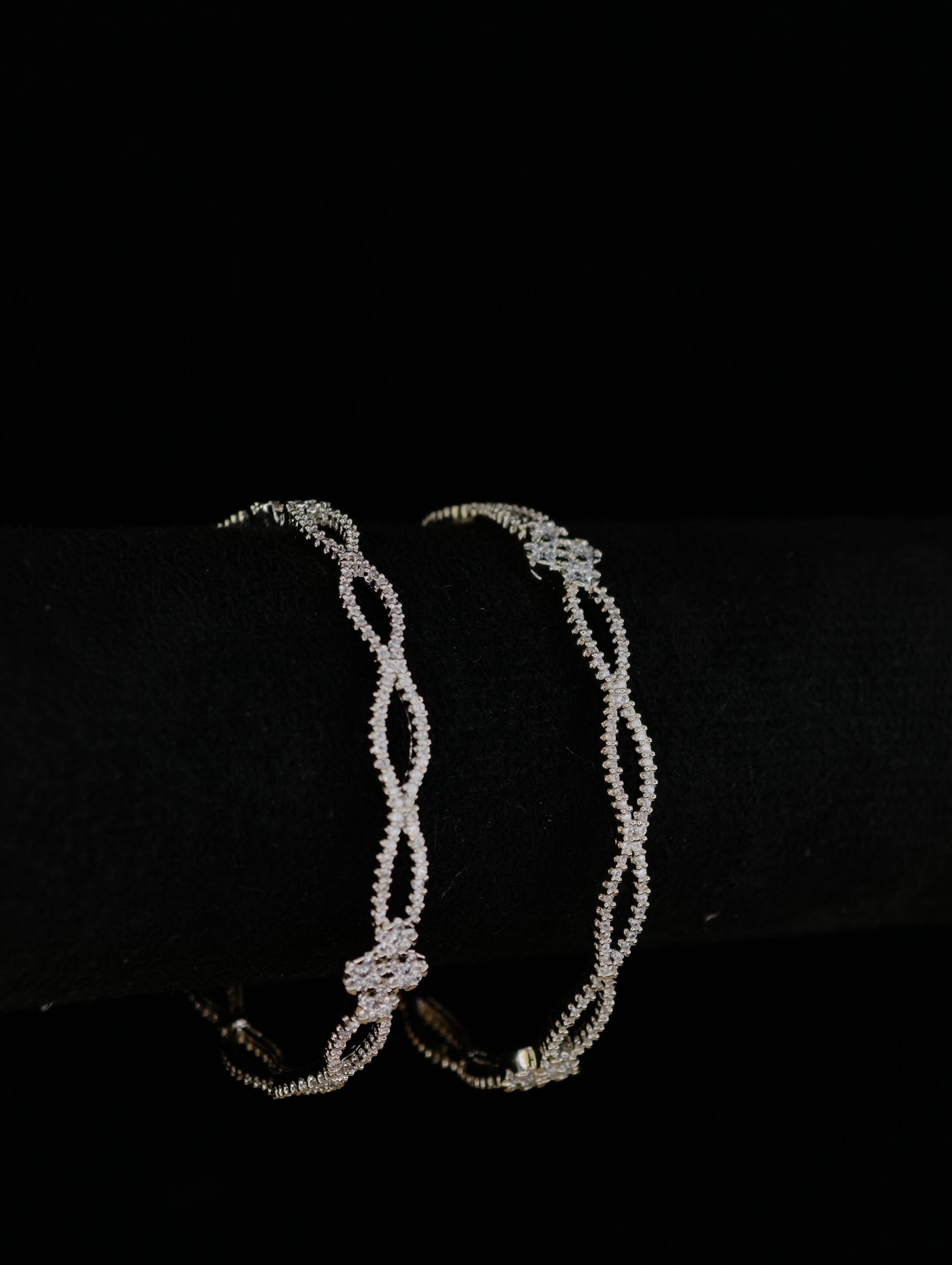 Zircon Bangle 01