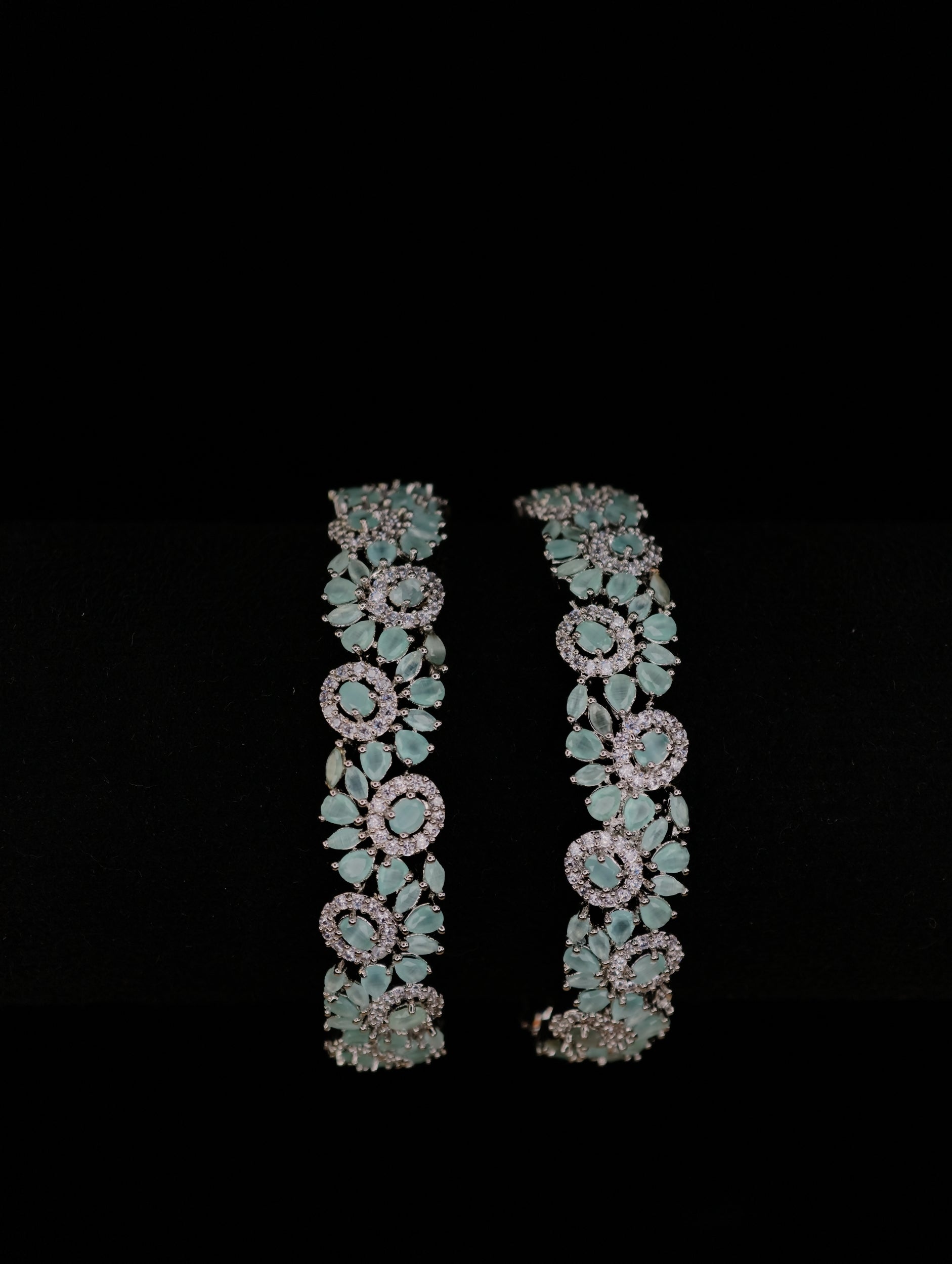 Zircon Bangle 02