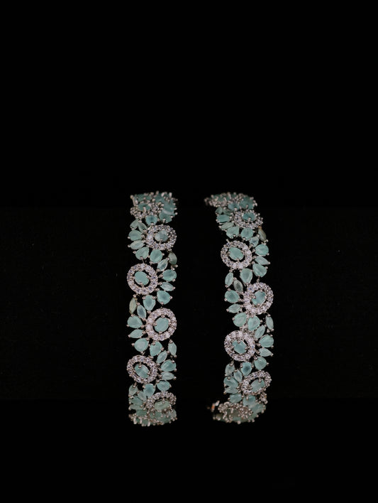 Zircon Bangle 02