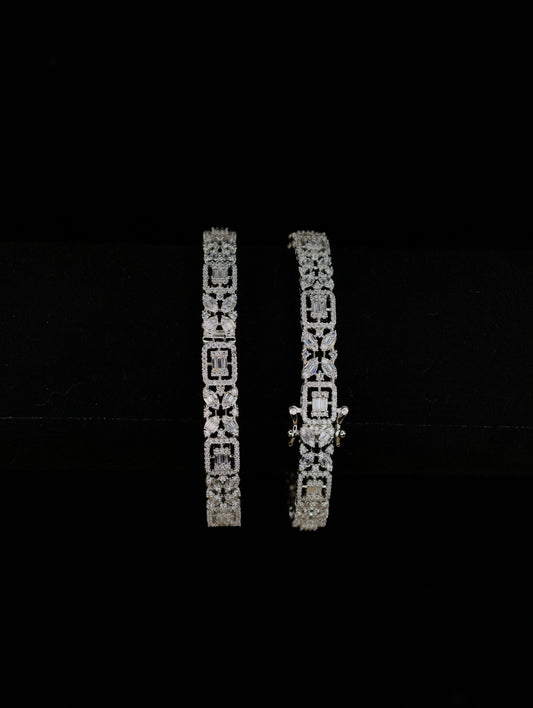 Zircon Bangle 03
