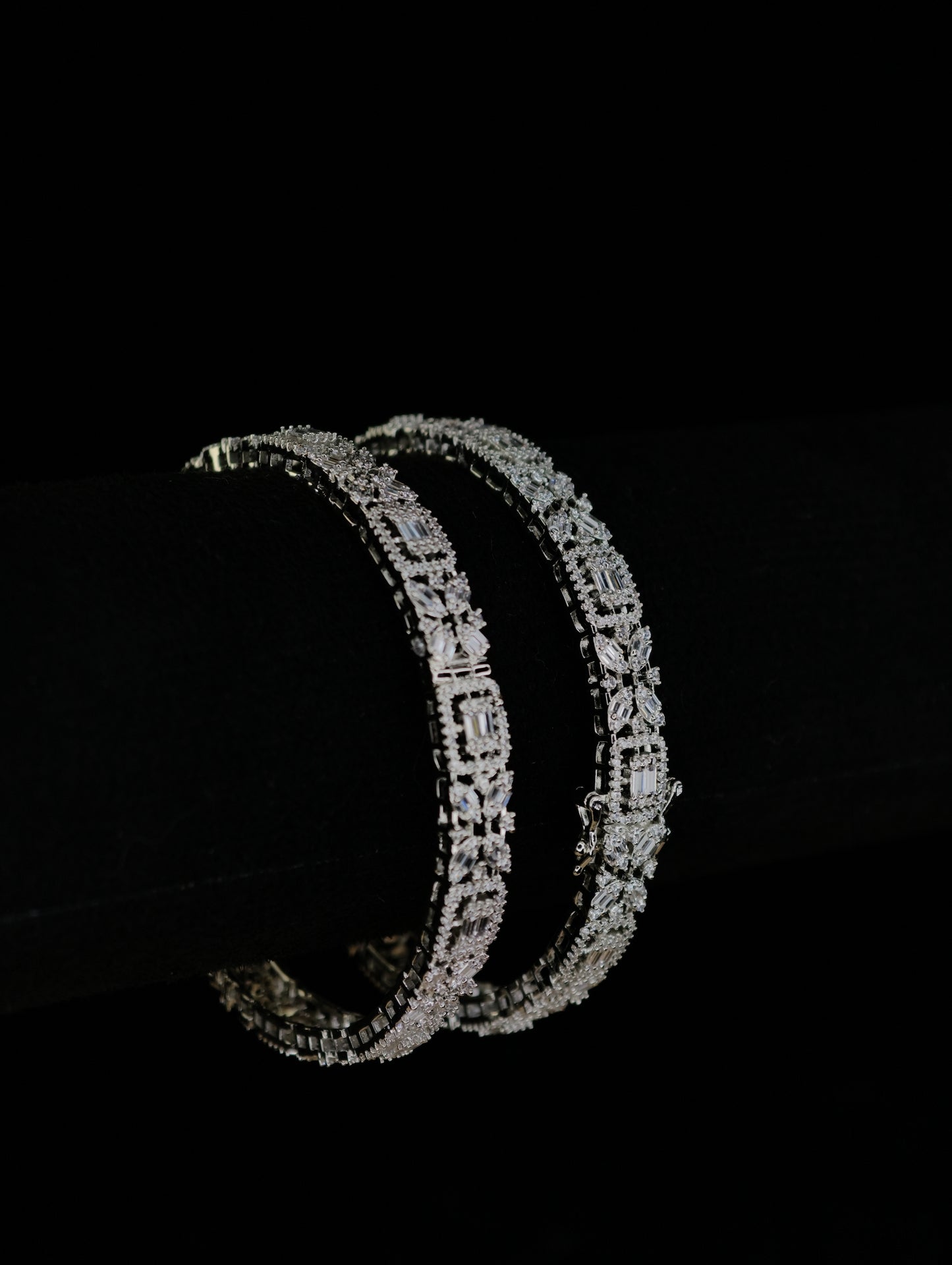 Zircon Bangle 03