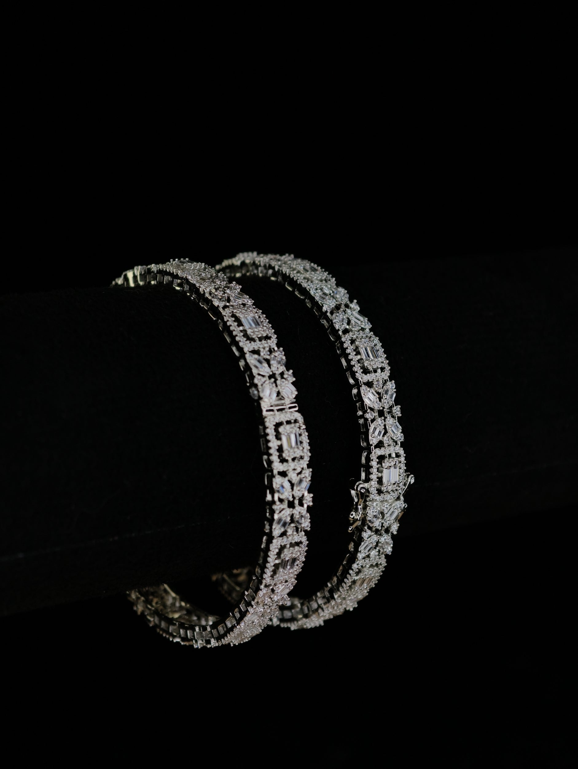 Zircon Bangle 03
