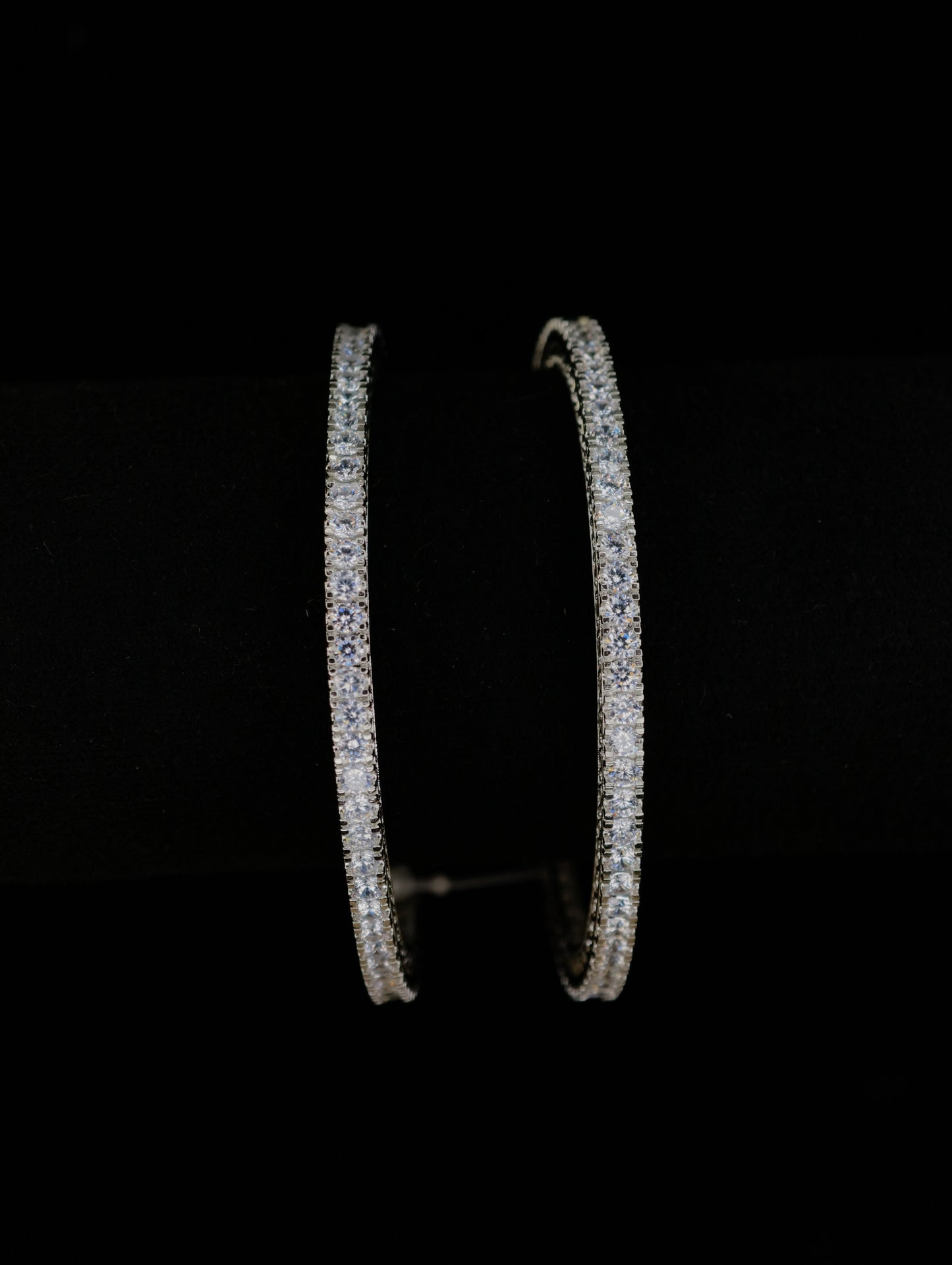Zircon Bangle 04