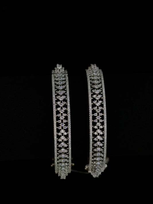 Zircon Bangle 05