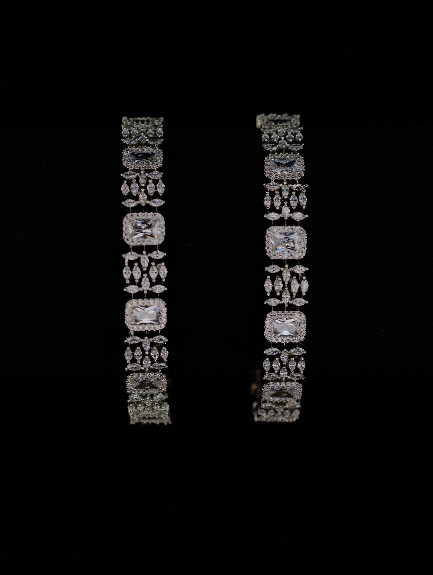 Zircon Bangle 08