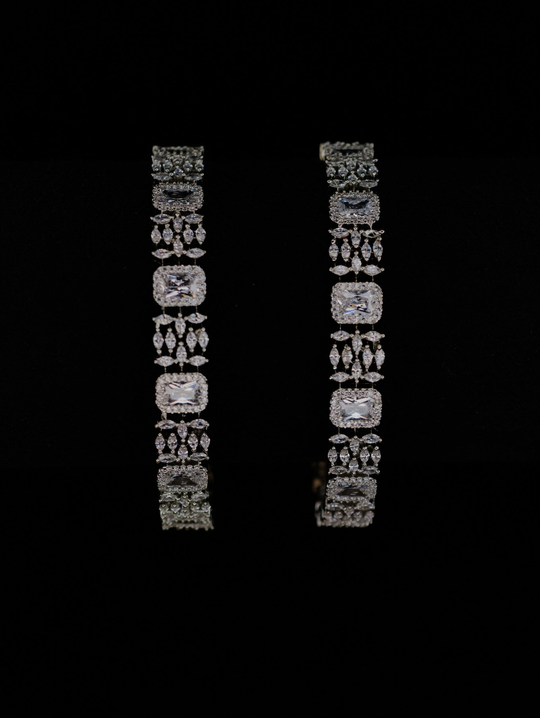 Zircon Bangle 08