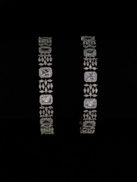 Zircon Bangle 08