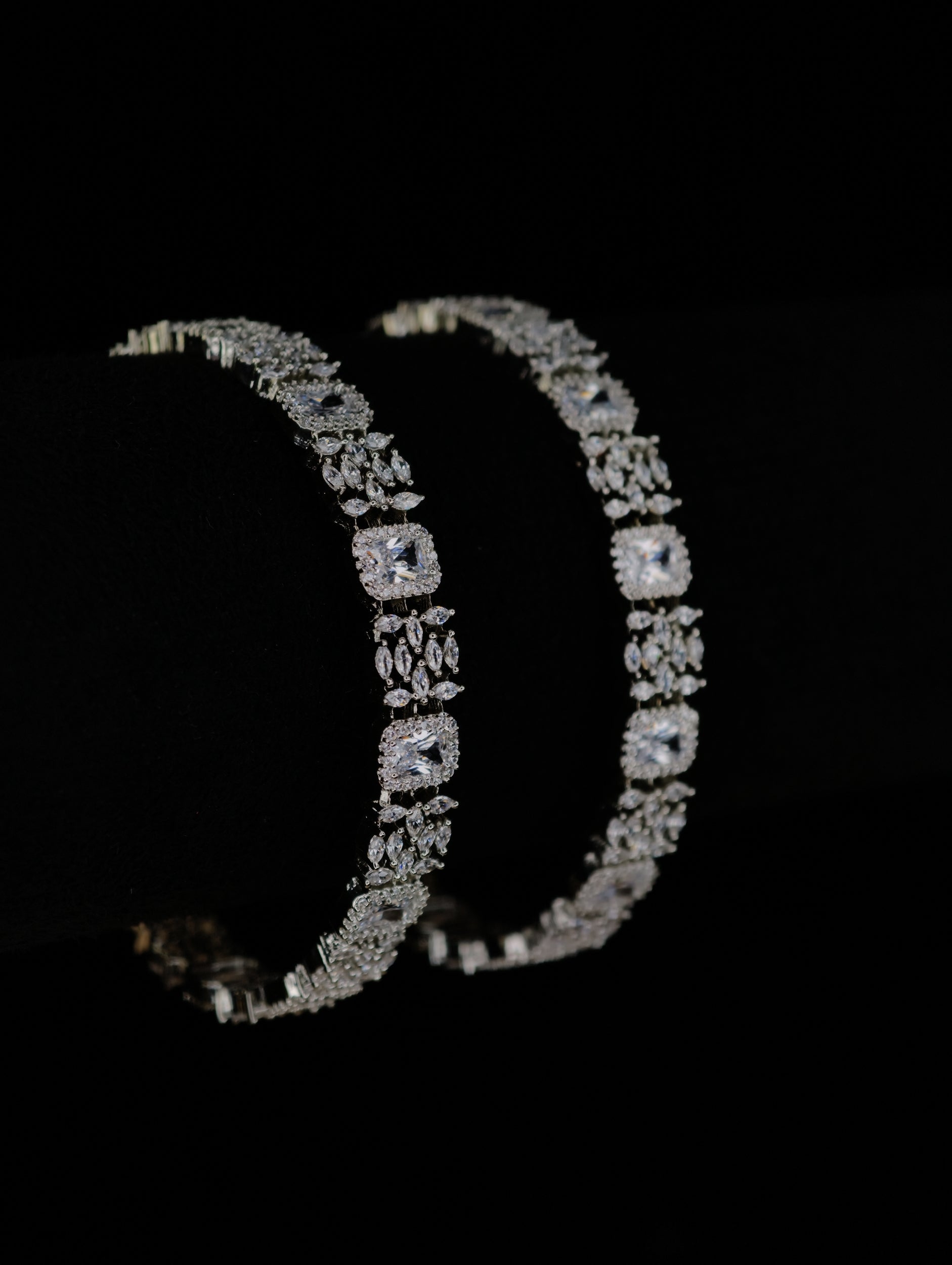 Zircon Bangle 08