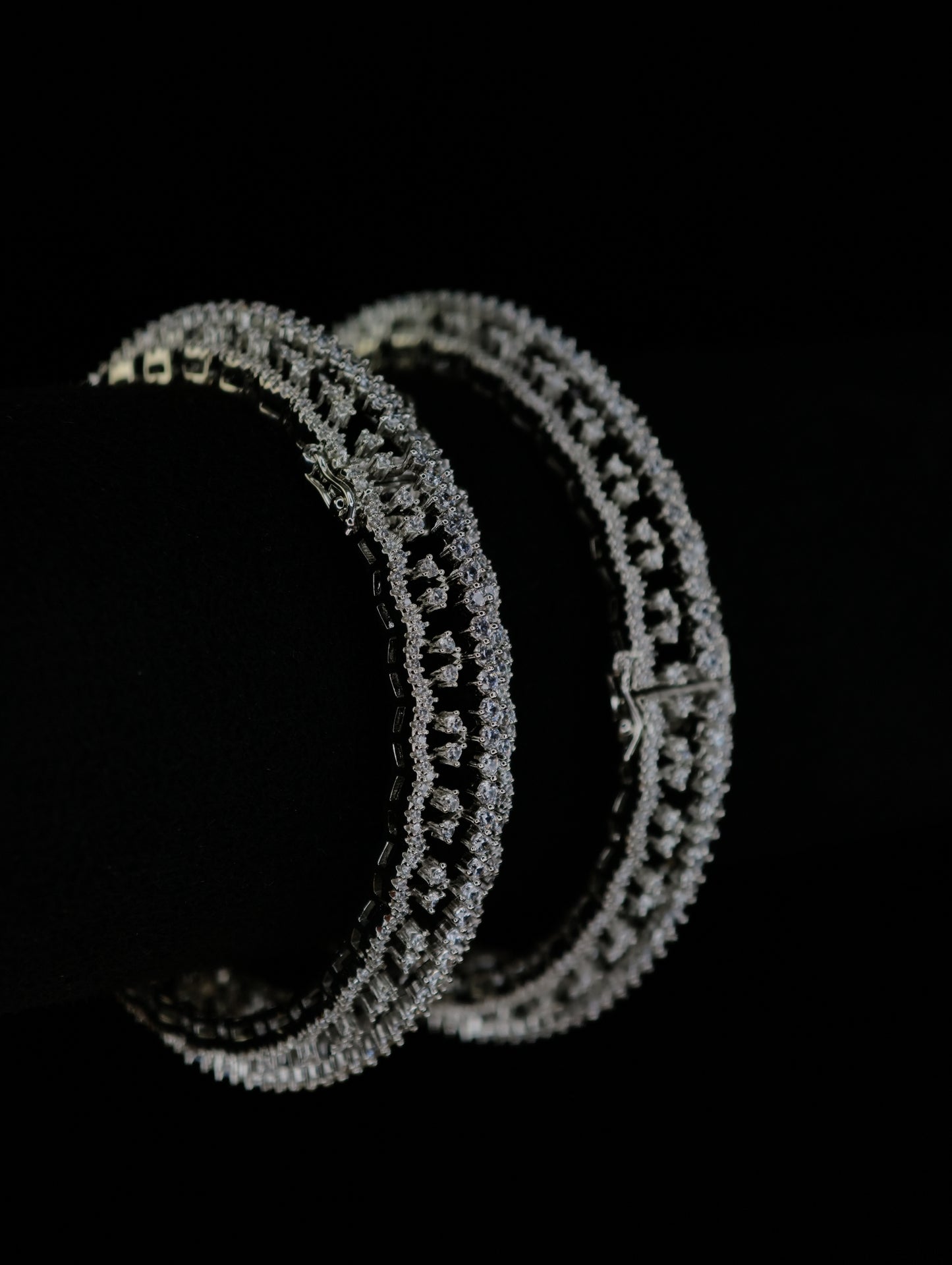 Zircon Bangle 17