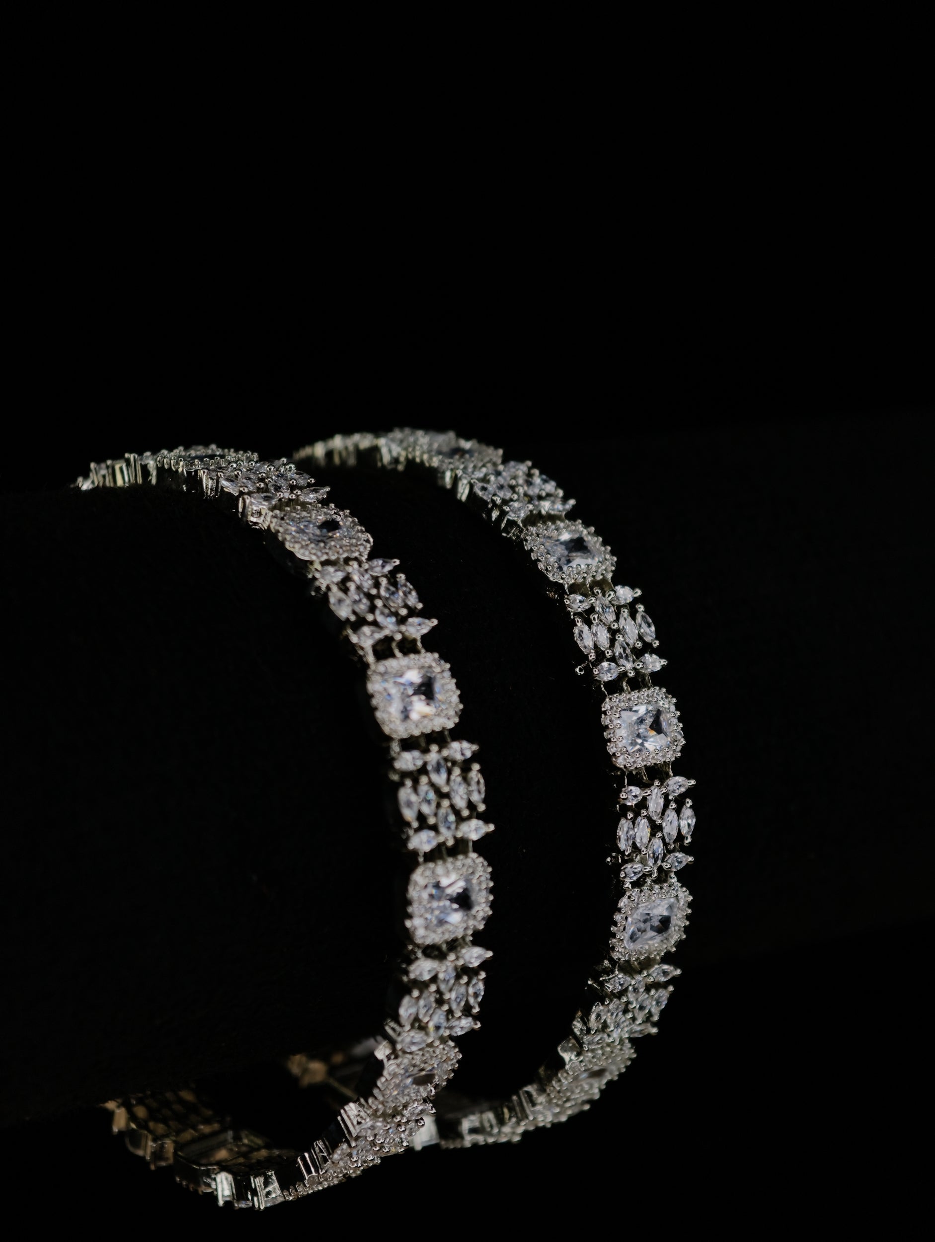 Zircon Bangle 20