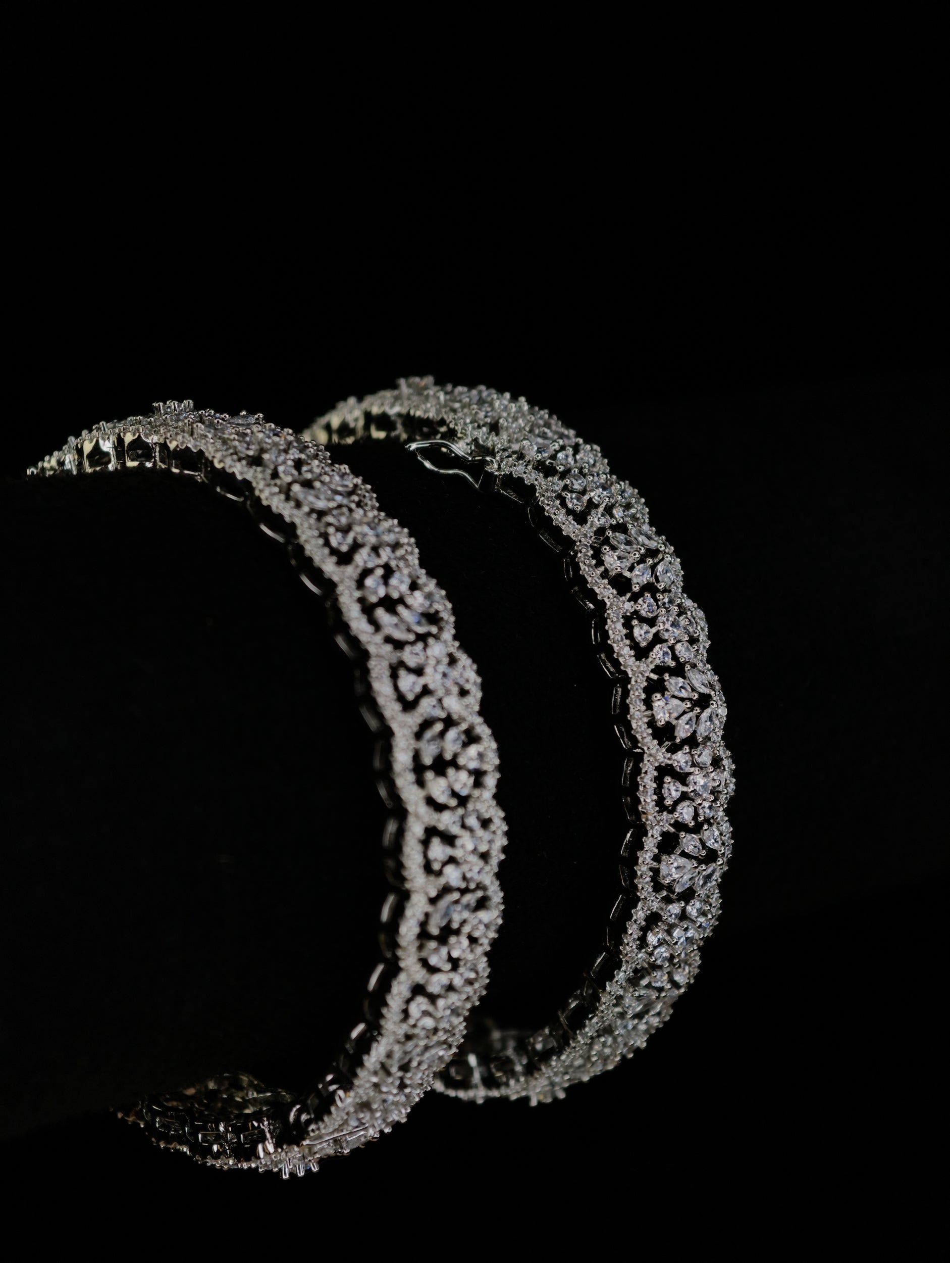 Zircon Bangle 30