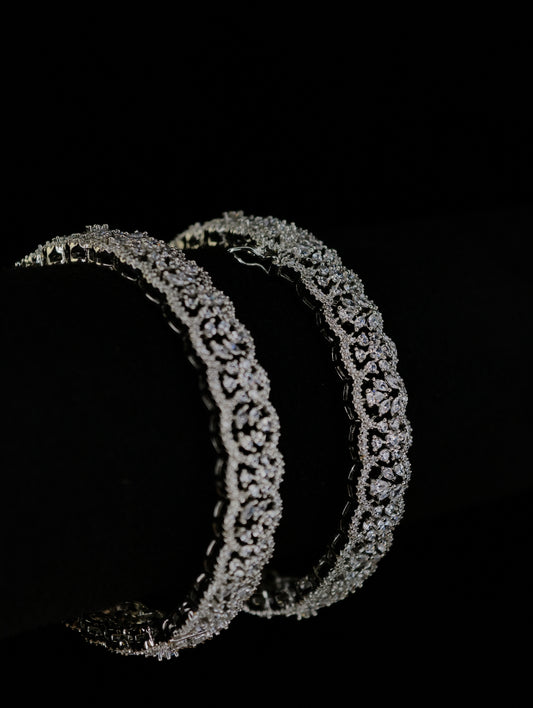Zircon Bangle 30