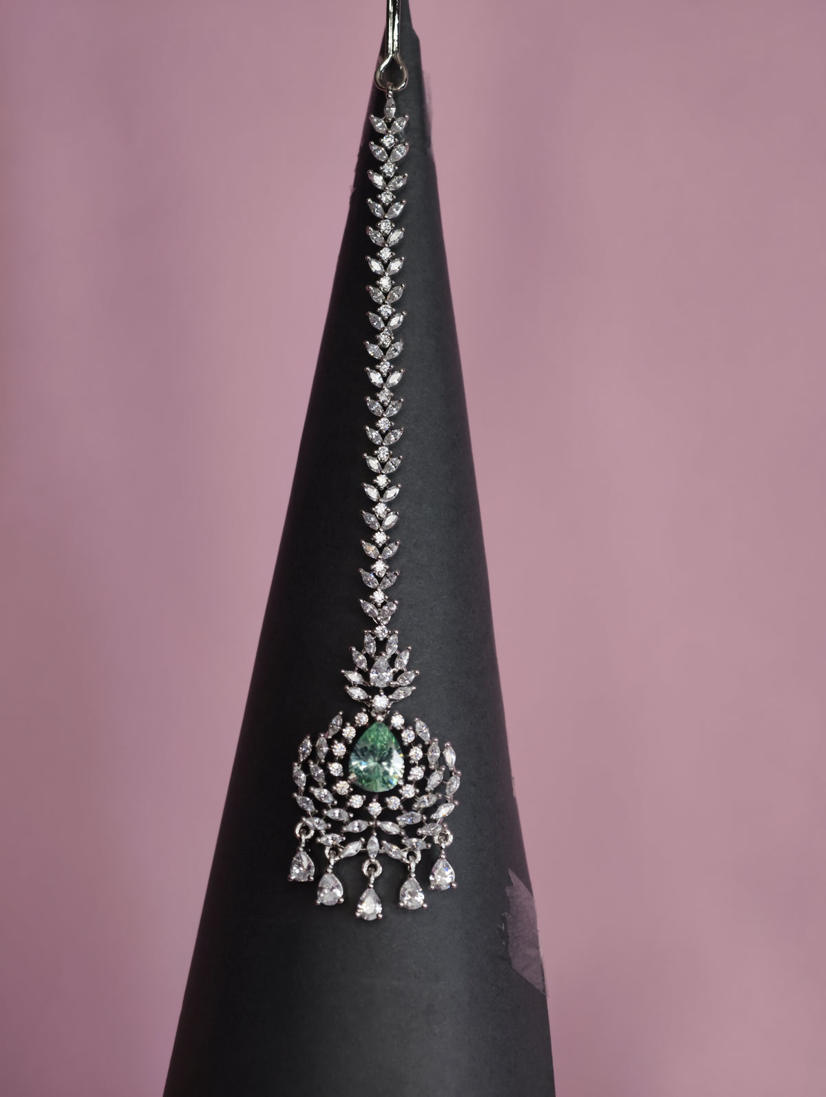 Russian Emerald Intricate Detail Necklace