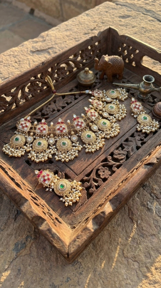Pachi Kundan 36